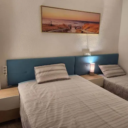 Lemon Apartment